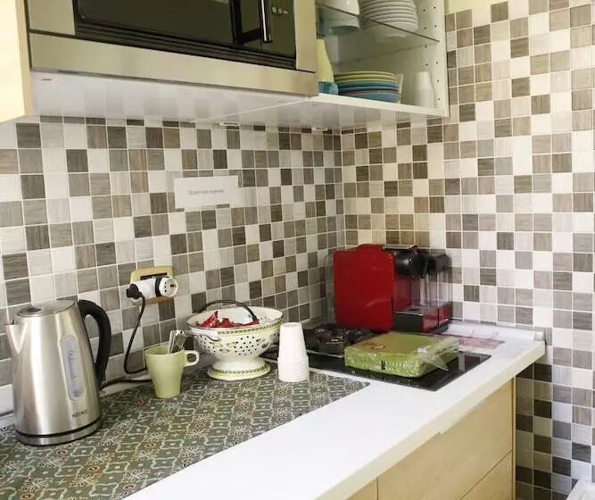 Vegan B&b Cherry Room