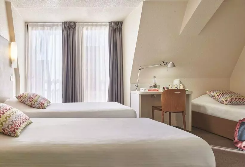 Отель Campanile Lyon Centre Berges Du Rhone