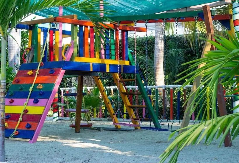 酒店 Castillo Huatulco & Beach Club