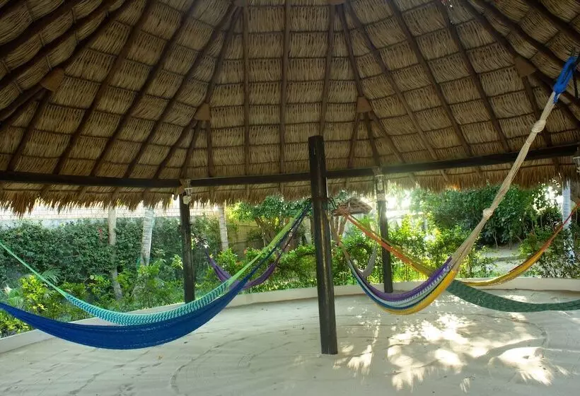 酒店 Castillo Huatulco & Beach Club