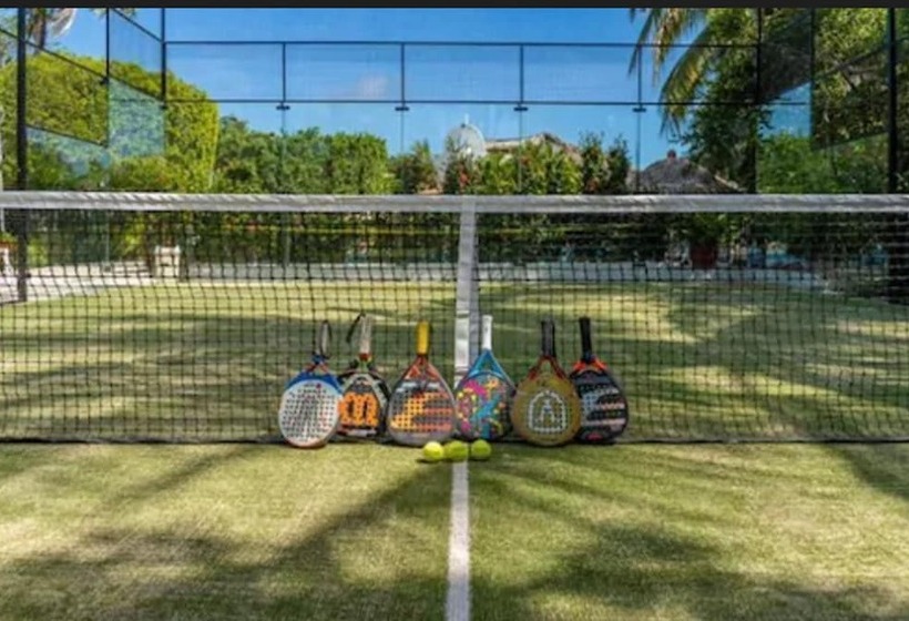 Otel Castillo Huatulco & Beach Club