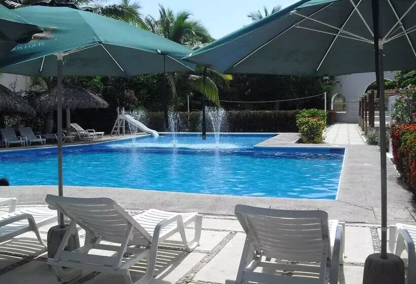 酒店 Castillo Huatulco & Beach Club