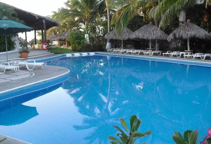 酒店 Castillo Huatulco & Beach Club