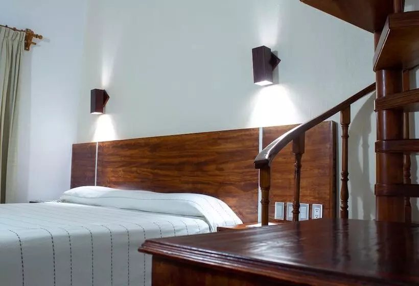 酒店 Castillo Huatulco & Beach Club