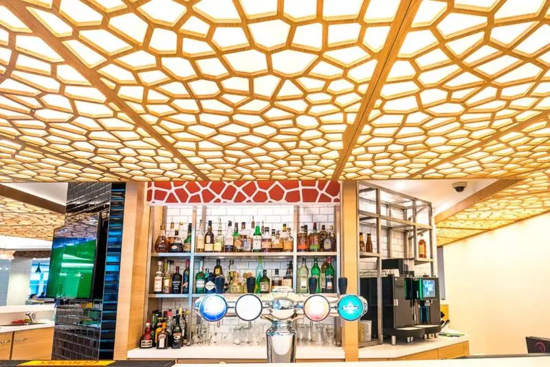 בית מלון כפרי Doubletree By Hilton Paris Bougival