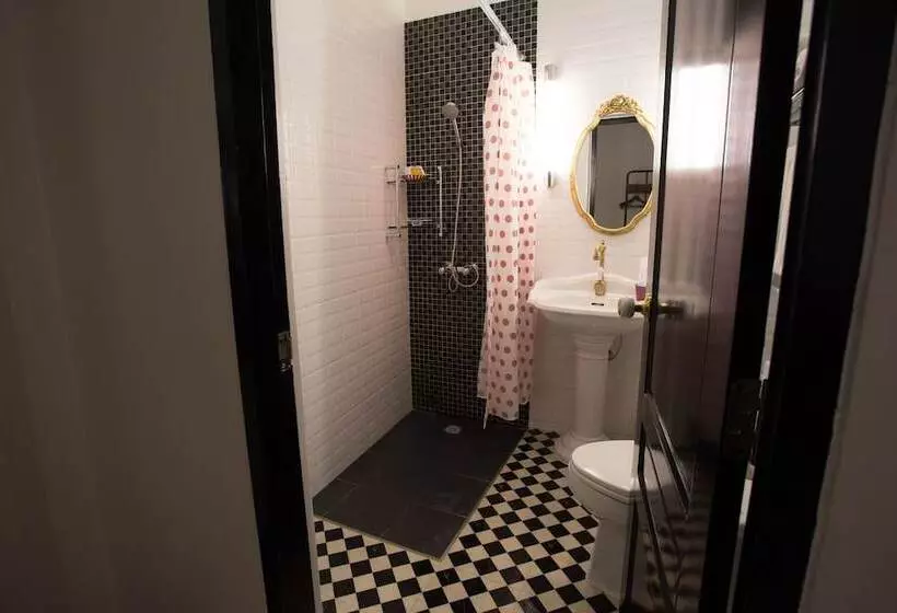 هتل First House