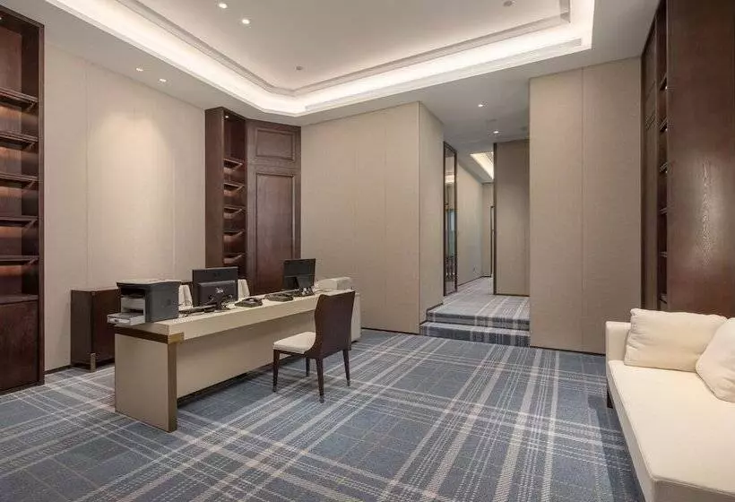 Отель Hangzhou Capital Star