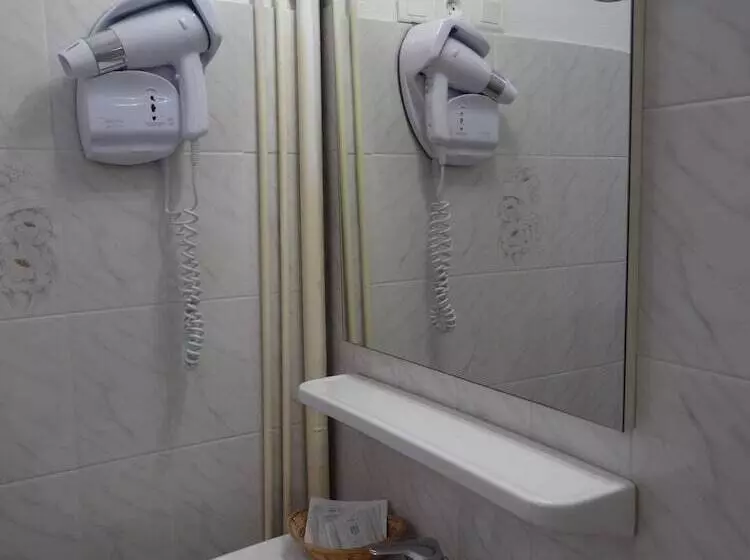 酒店 Hôtel De France