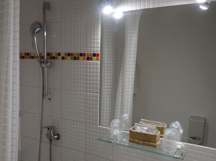 هتل Hôtel De France