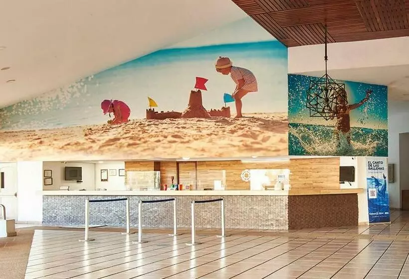 בית מלון כפרי Krystal Ixtapa