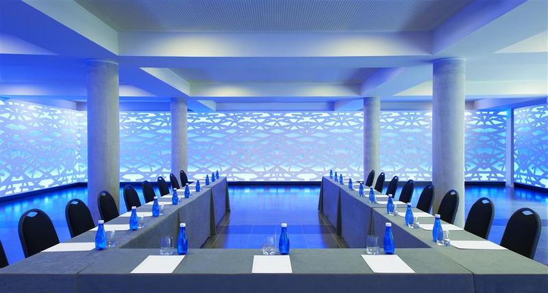 Le Meridien Ra Beach Hotel And Spa