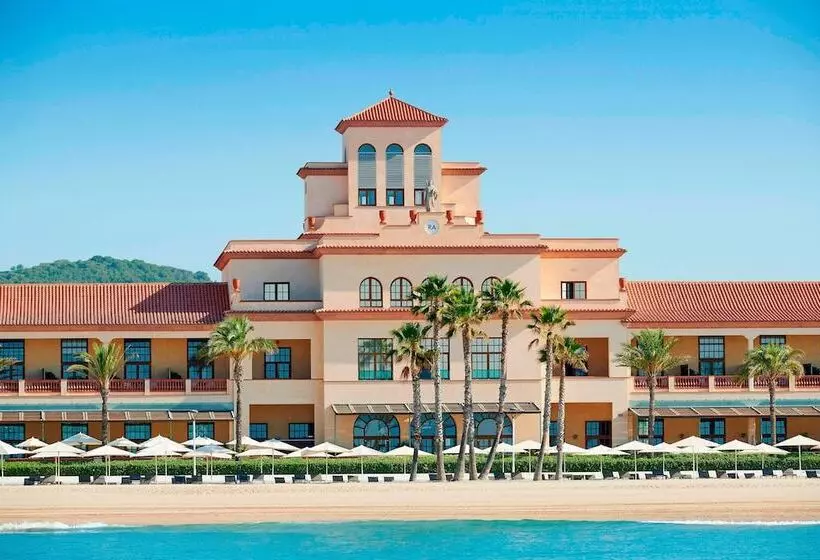 Le Meridien Ra Beach Hotel And Spa