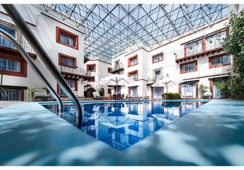 هتل Mision Guanajuato