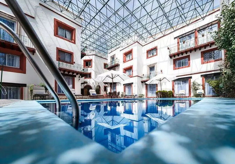 هتل Mision Guanajuato