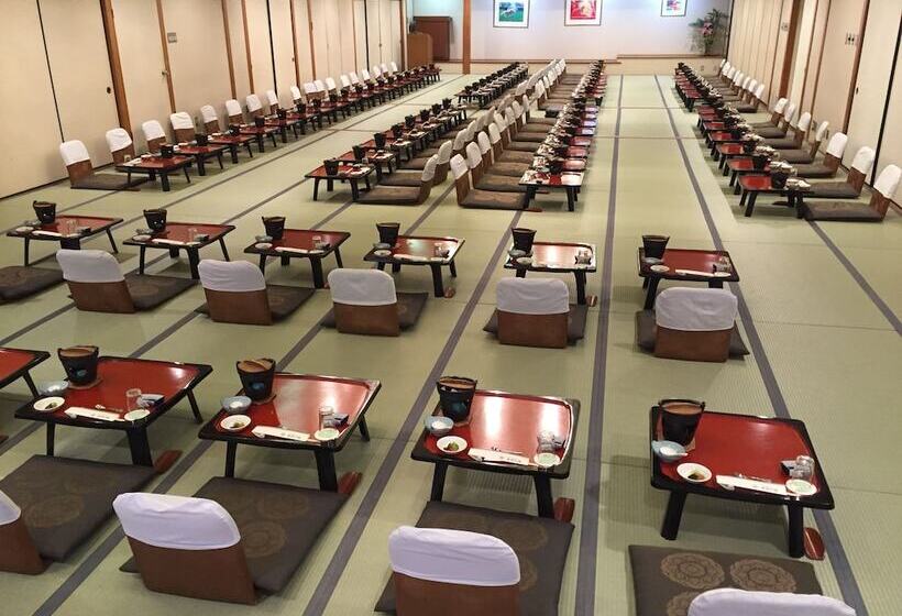 בית מלון כפרי Serabekkan