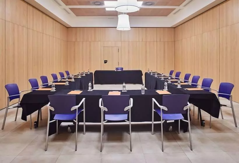 هتل Silken Puerta Valencia