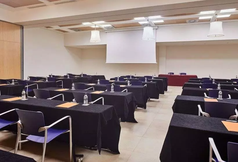 هتل Silken Puerta Valencia