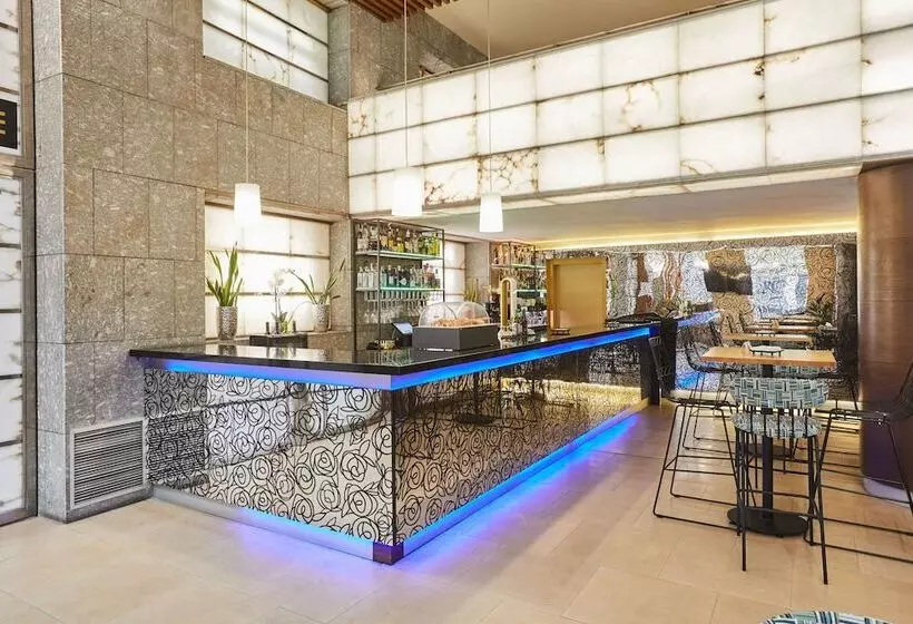 هتل Silken Puerta Valencia