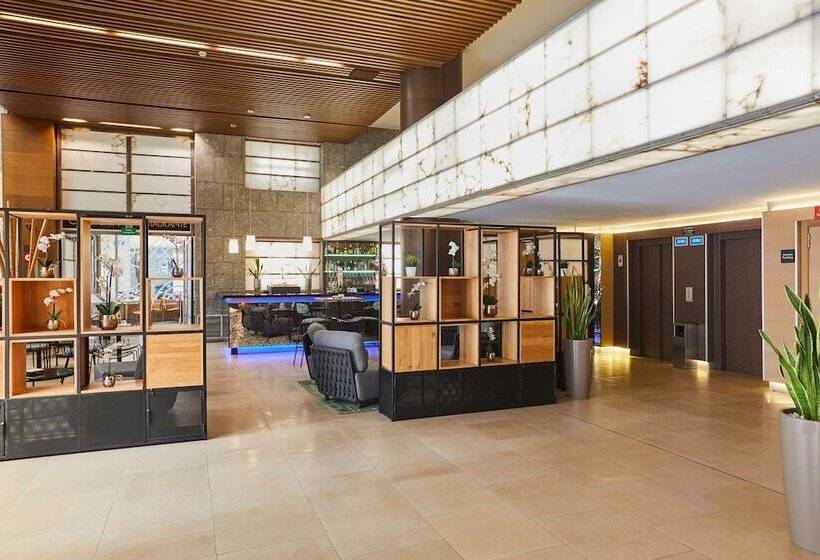 فندق Silken Puerta Valencia