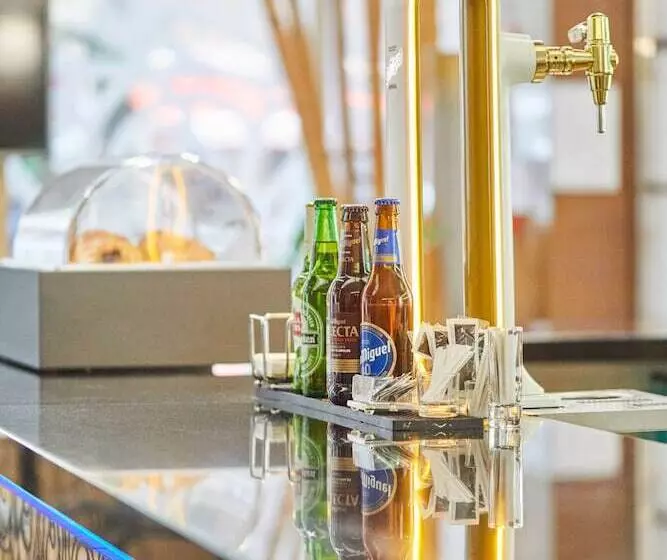 هتل Silken Puerta Valencia