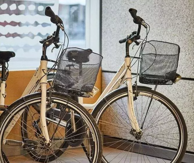 هتل Silken Puerta Valencia