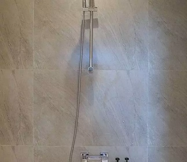 Namaka Resort Kamala