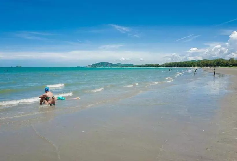 渡假胜地  Blue Wave Hotel Hua Hin