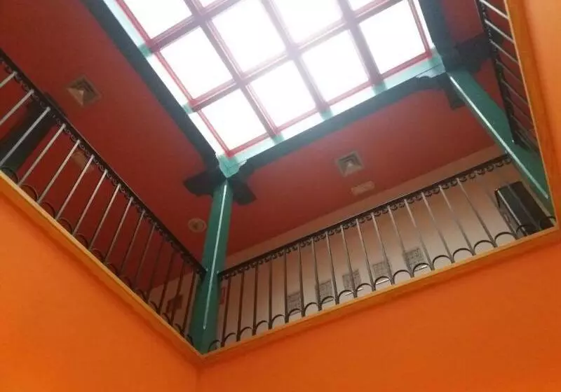 Y Apartamentos La Casa Rural