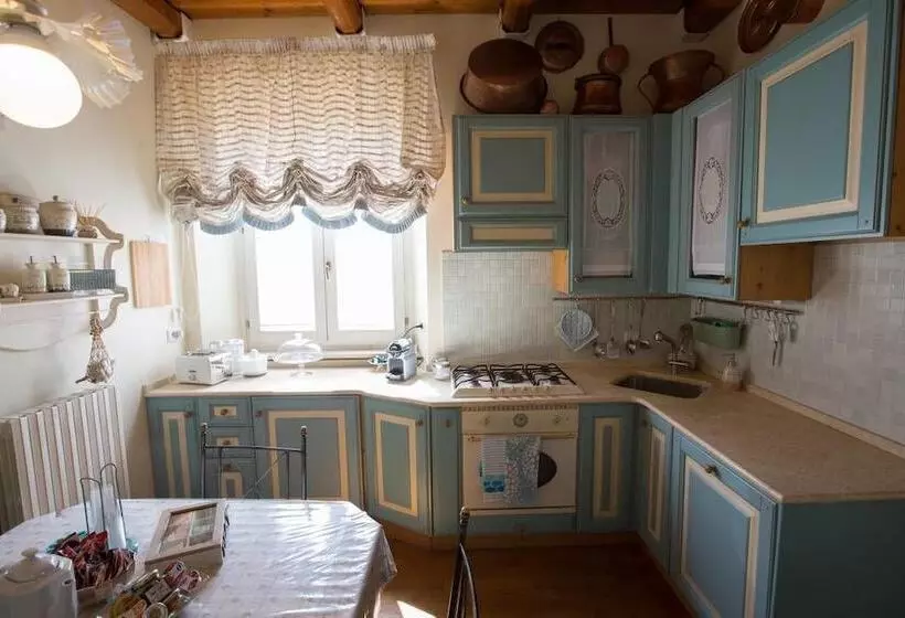 تختخواب و صبحانه Antica Maison