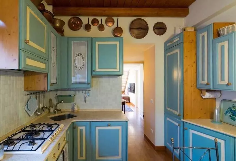 تختخواب و صبحانه Antica Maison