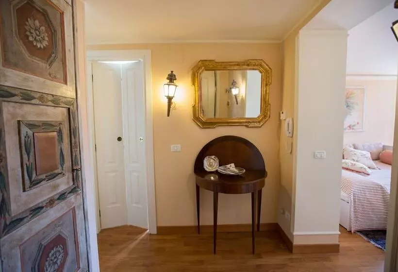 تختخواب و صبحانه Antica Maison