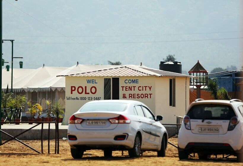 בית מלון כפרי Polo Tent City & Resort