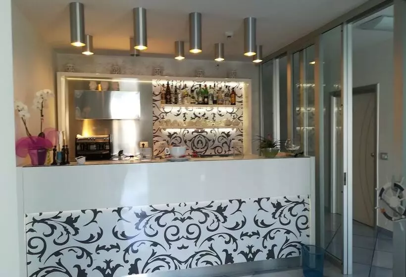 ベッドアンドブレックファースト La Caletta Del Porto