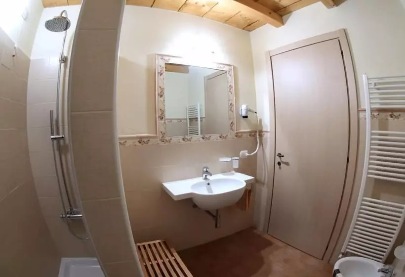 هتل روستایی Agriturismo Cavrigo