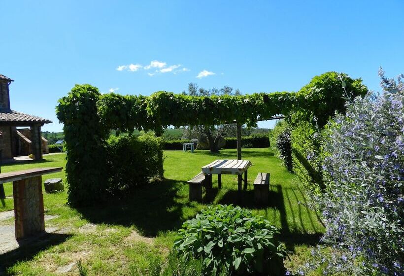 בית מלון כפרי Agriturismo Le Sorgenti