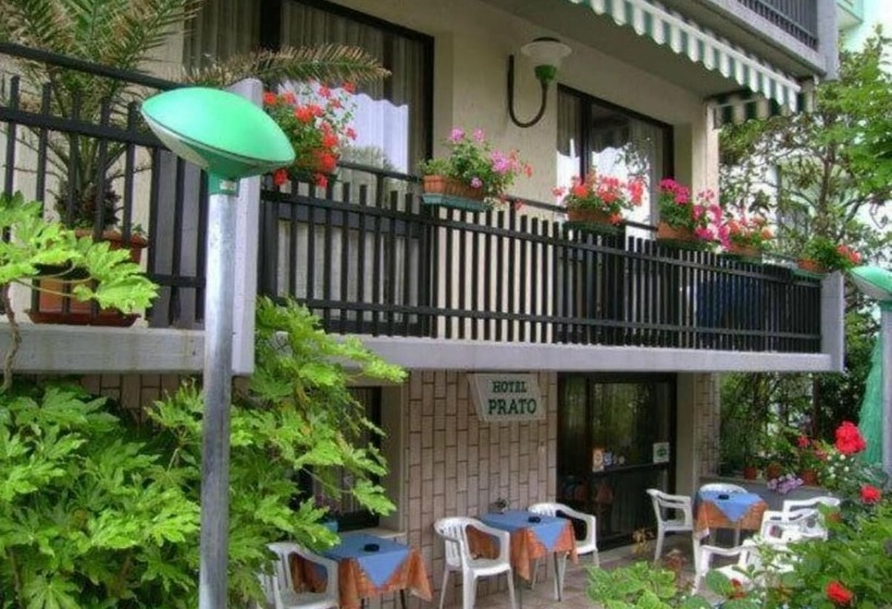 ホテル Villa Del Prato