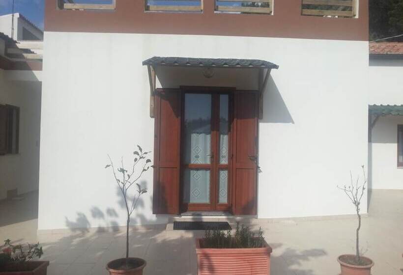 Bed and Breakfast Serra E Mesu Affittacamere