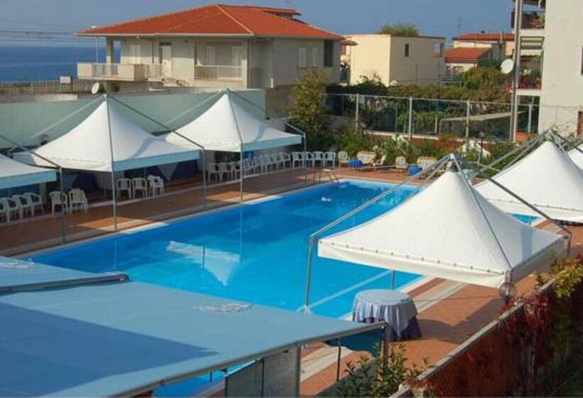 Belvedere Hotel Club