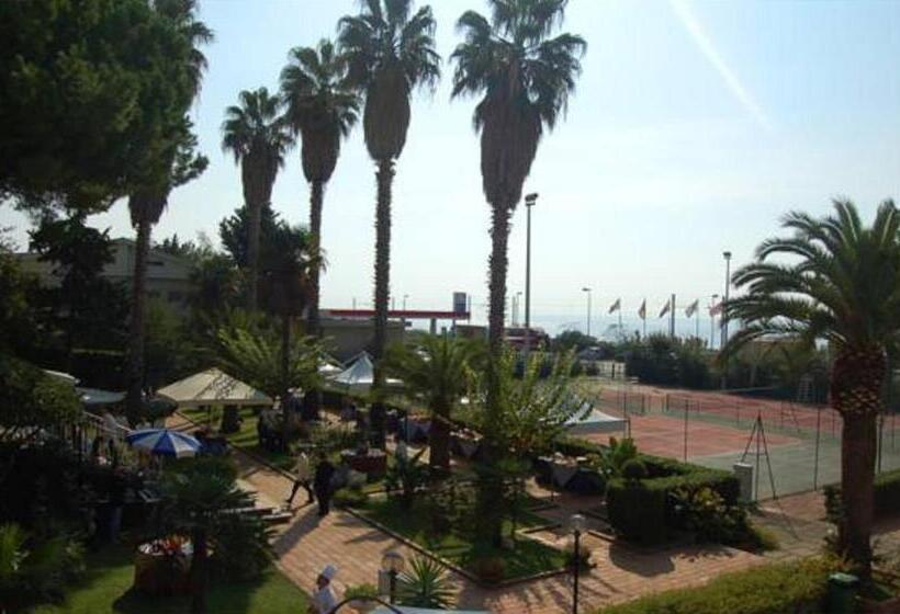 Belvedere Hotel Club