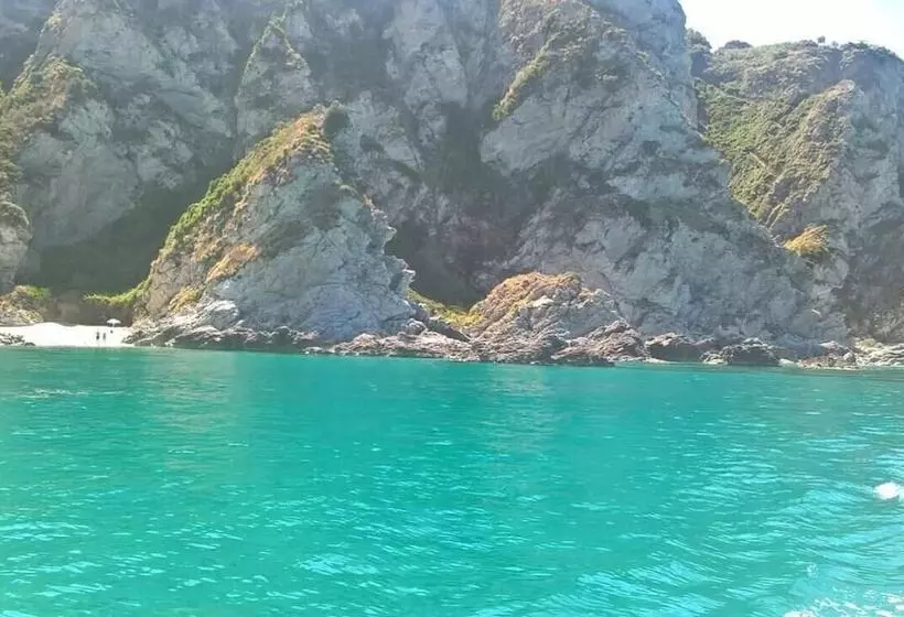 ペンション Acquarium Tropea