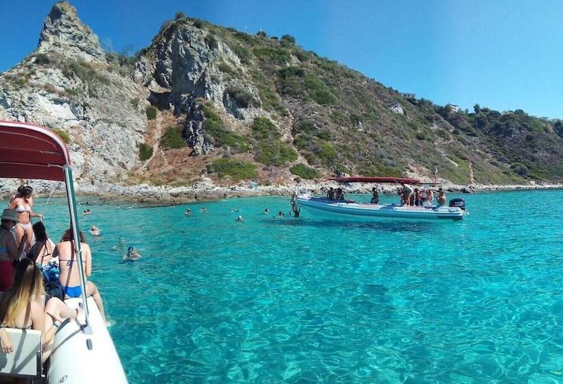 ペンション Acquarium Tropea