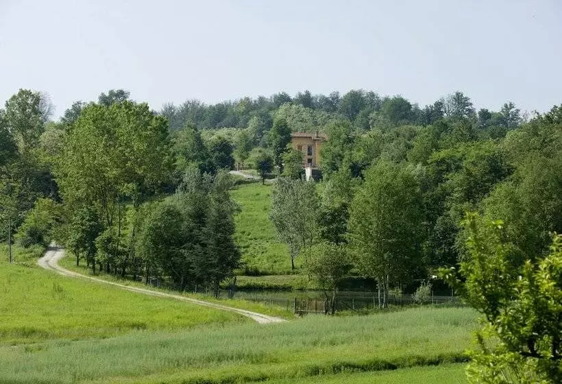 Maaseutuhotelli Agriturismo Cascina Monchiero