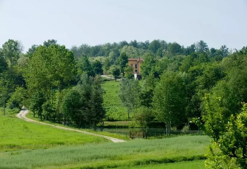 Maaseutuhotelli Agriturismo Cascina Monchiero
