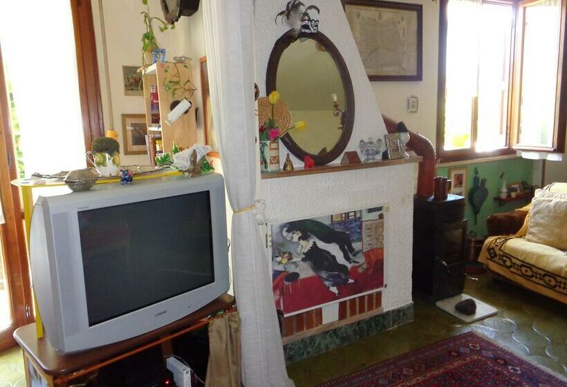 Пансион Maison De Dora B&b