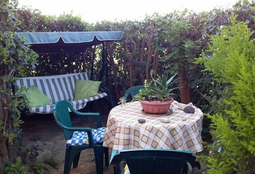 Пансион Maison De Dora B&b