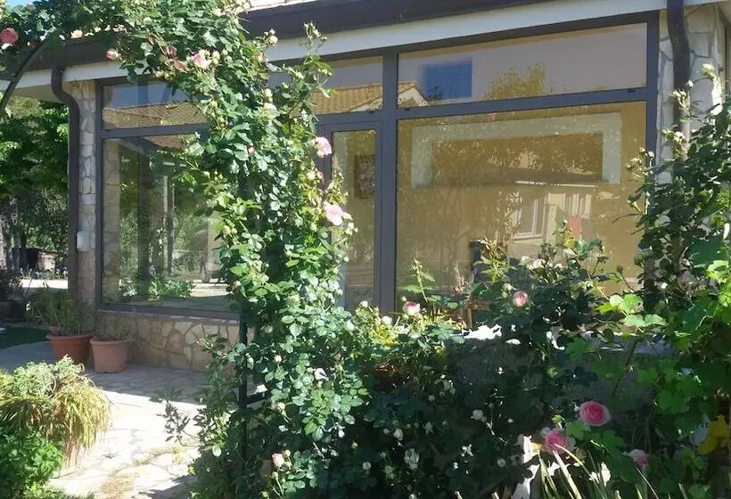 ペンション Suncave Gardens Naturist