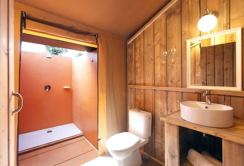 בית מלון כפרי Capalbio Glamping Village