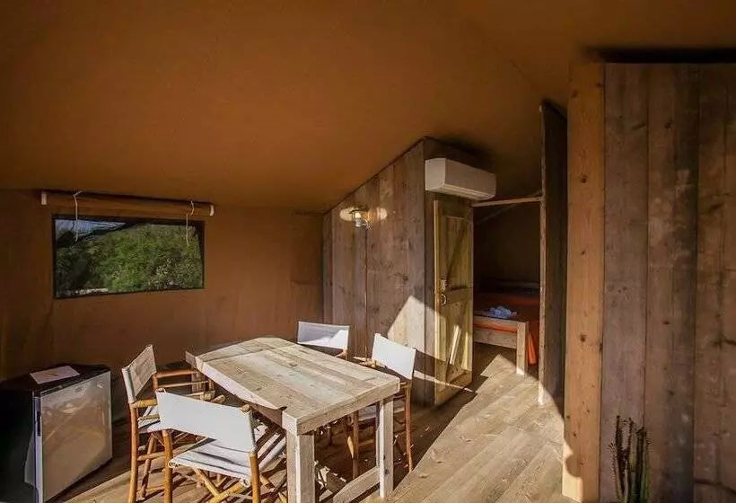 هتل Capalbio Glamping Village