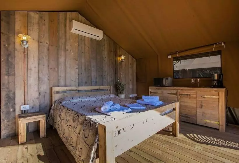 هتل Capalbio Glamping Village