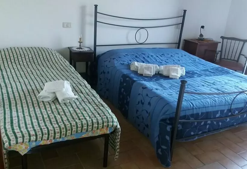 田舎風ホテル Agriturismo Serratone